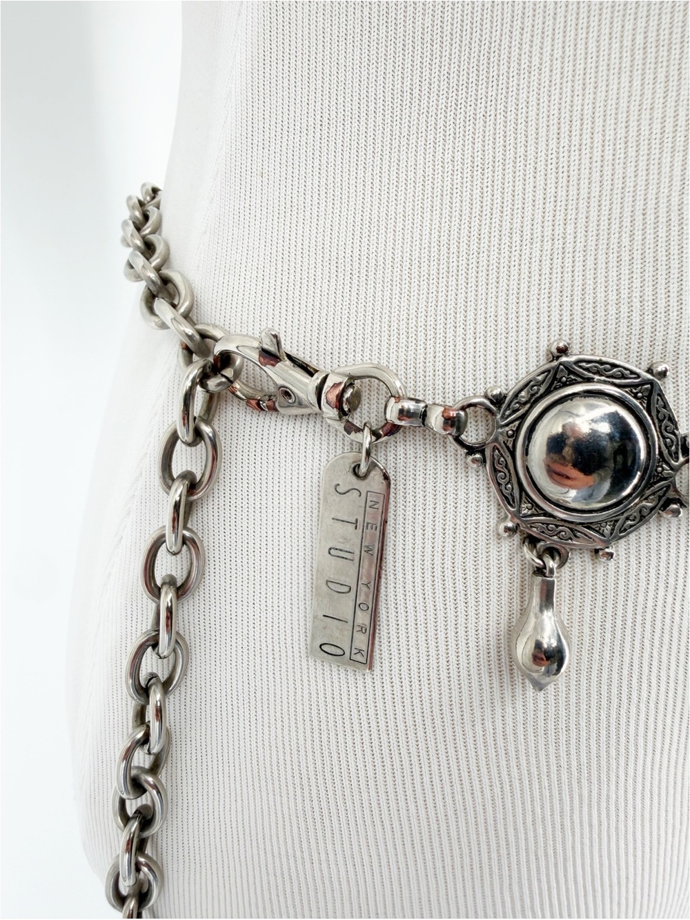 Vintage Metal Chain Boho Dangle Belt Medallion New York Studio - Picture 2 of 11
